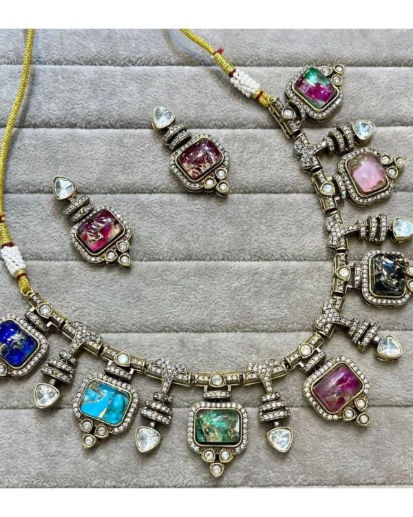 Ratika sabhyasachi doublet fie stone set